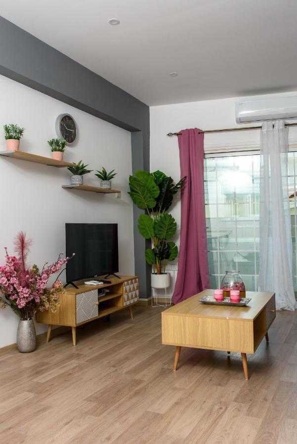 Valdivian Flat 18 Appartement Larnaca Buitenkant foto